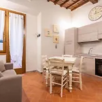 Private Garden Central Apartment